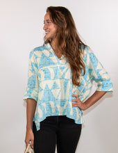 Load image into Gallery viewer, Light blue and yellow