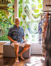 Load image into Gallery viewer, Star Black