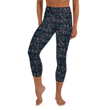 Load image into Gallery viewer, Yoga Capri Leggings
