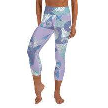 Load image into Gallery viewer, Yoga Capri Leggings
