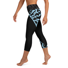 Load image into Gallery viewer, Keawe Hina: Yoga/Active Wear Capri Leggings
