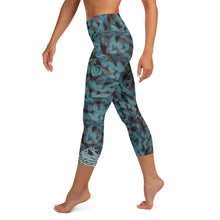 Load image into Gallery viewer, Capri Leggings
