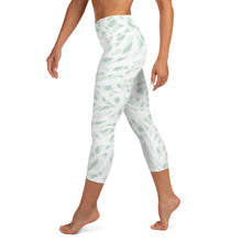 Load image into Gallery viewer, Yoga Capri Leggings

