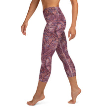 Load image into Gallery viewer, Yoga Capri Leggings
